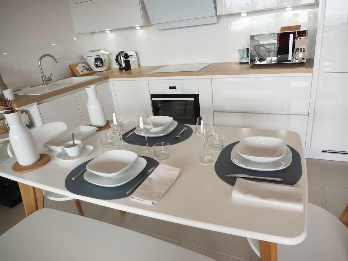 La Londe La Mer : Appartement Proche Plages & Vue Superbe Sur Les Iles D'Or Kültér fotó